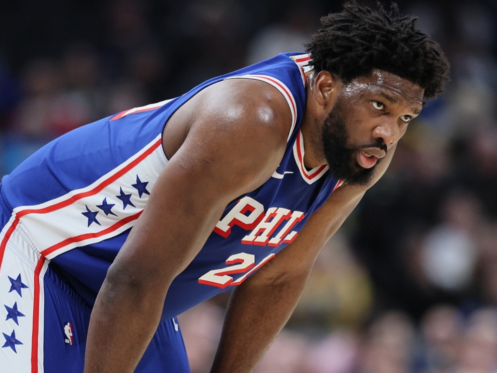 爱游戏官方-灰熊轻取山西队，恩比德高光表现