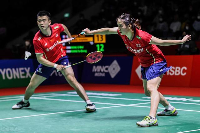 丹麦队翻盘泰国队，黄鸭组合刷新纪录