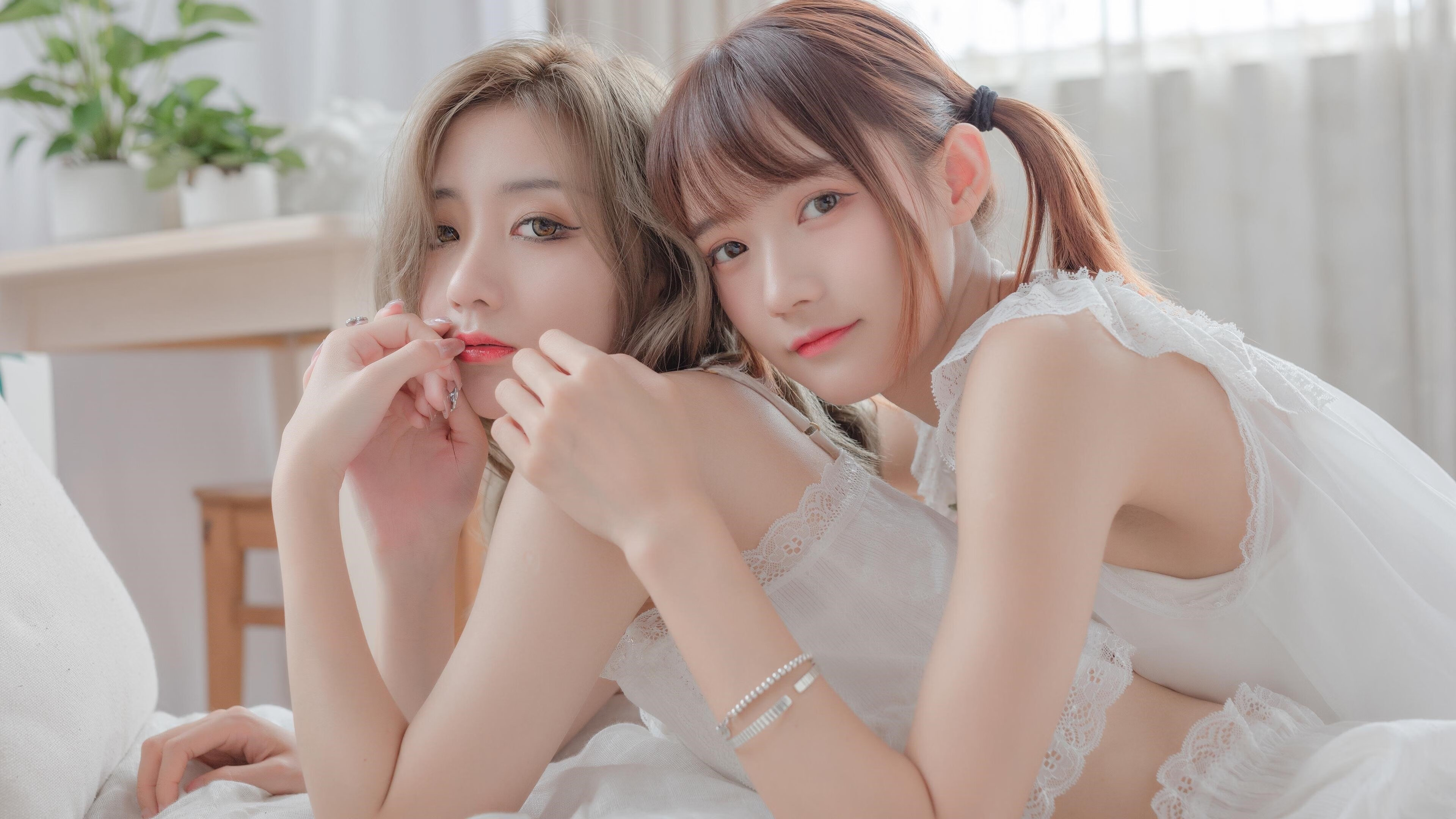 银箭破晓，拉塞尔高光领航，梅赛德斯逆境翻盘红牛二队