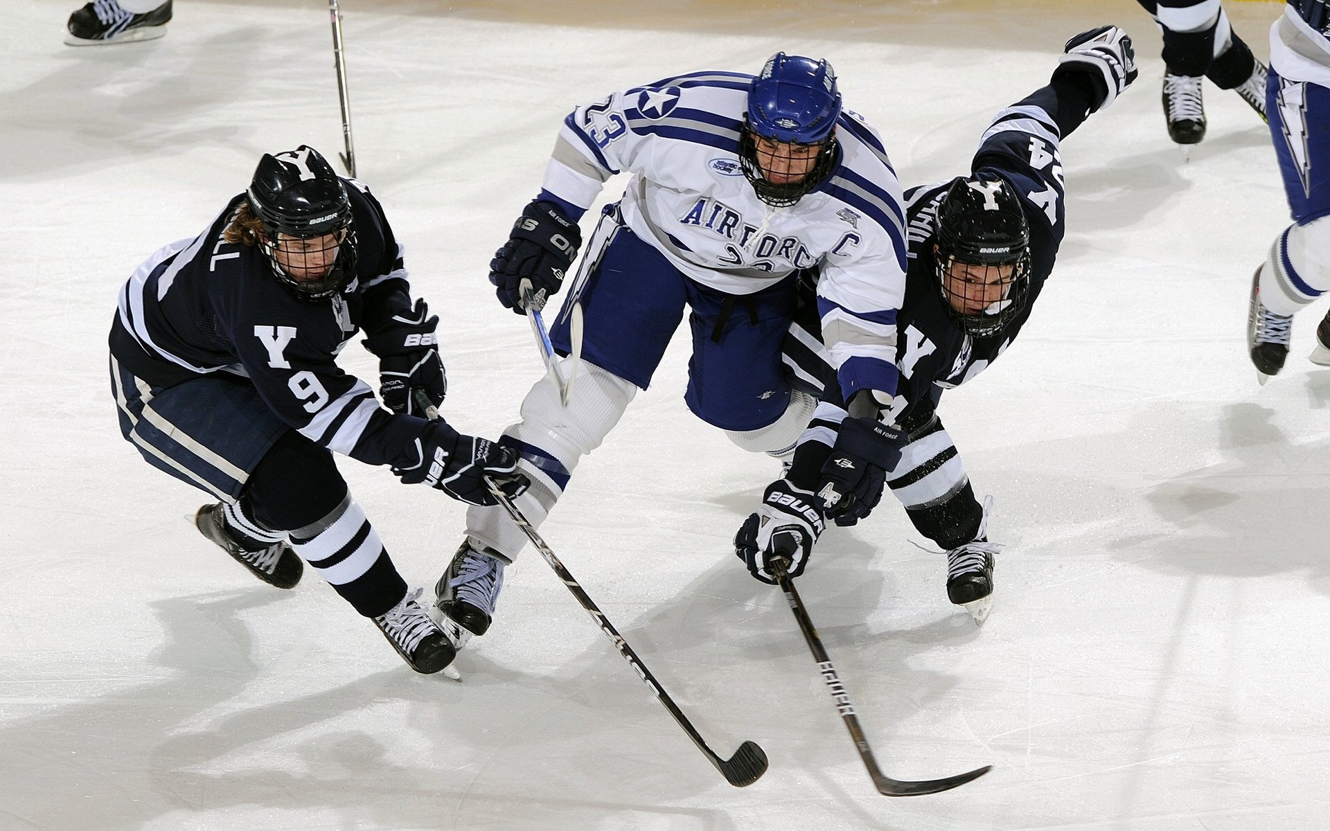 平行线的交点,英超争冠的数学游戏与NBA末节奇迹的唯一性