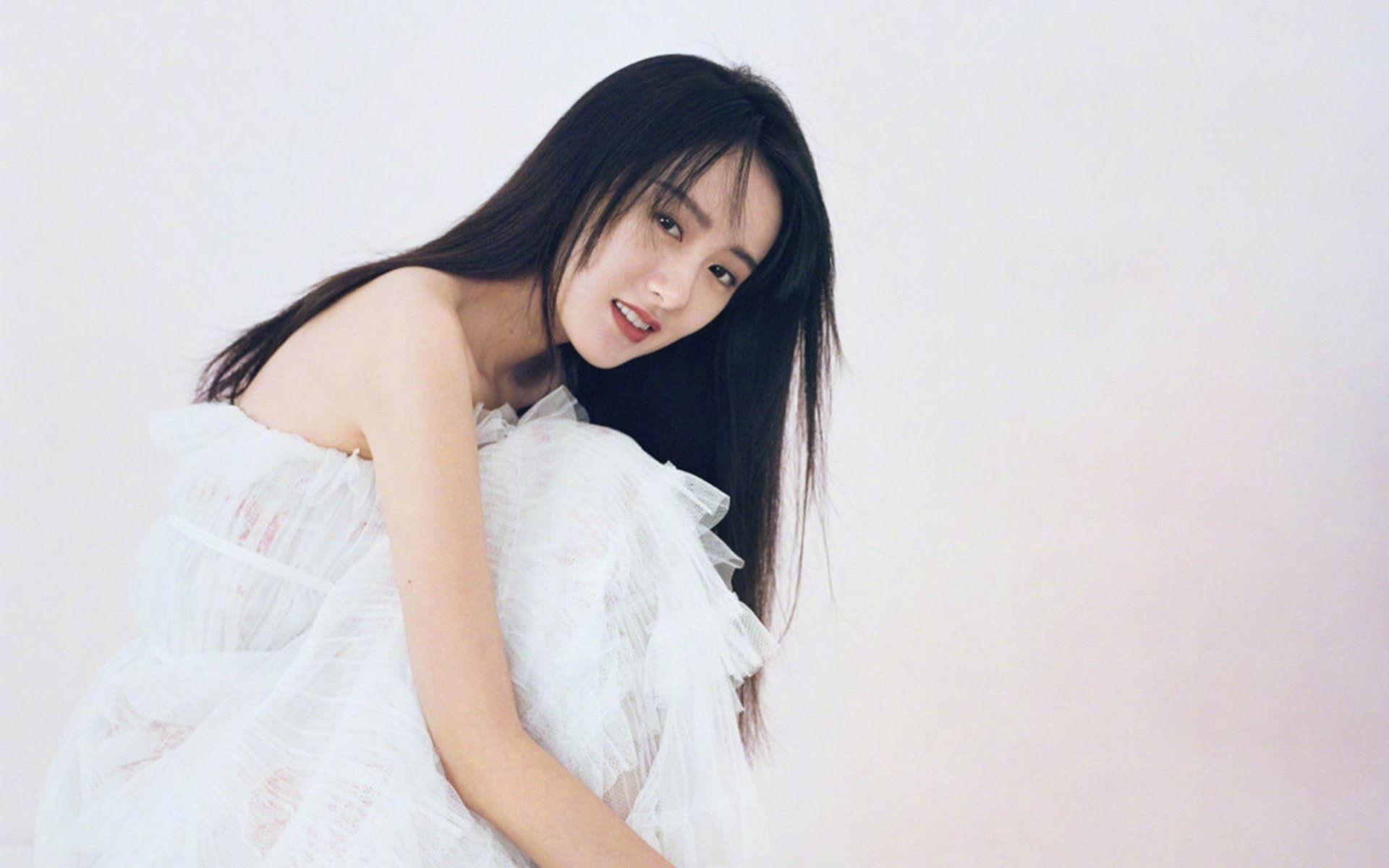 戈贝尔33+27+9盖帽打崩黄蜂?平行宇宙的雄鹿对决引爆篮球界