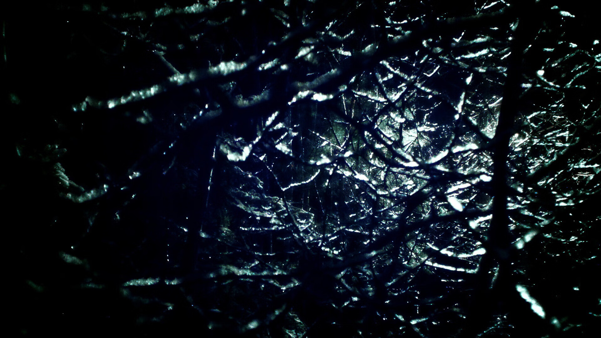 爱游戏-降维打击，当蓝色盾牌驶入F1赛道