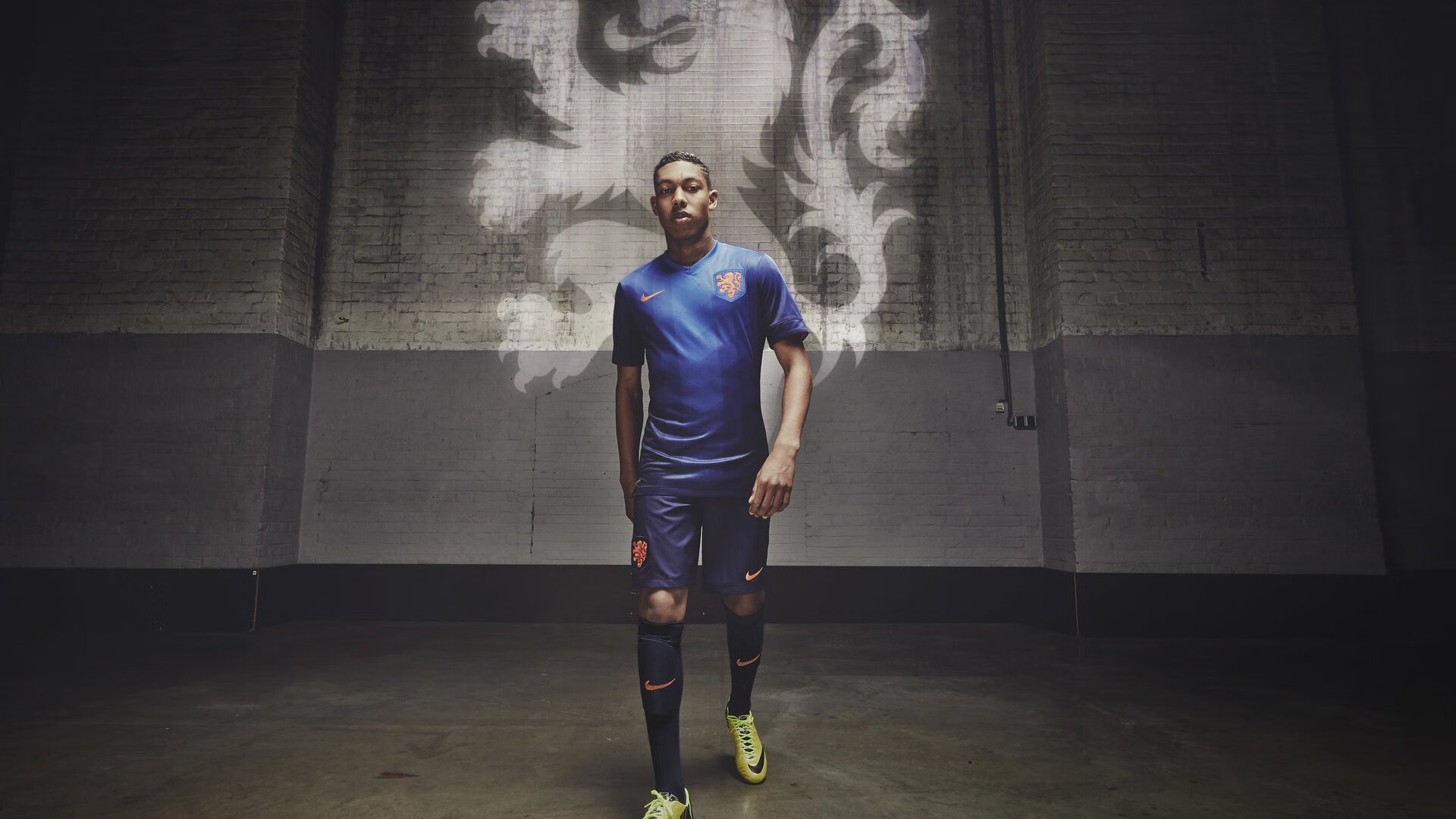 爱游戏官网-雷恩铁蹄踏碎加纳童话，莫德里奇，岁月尽头，传奇仍在生长