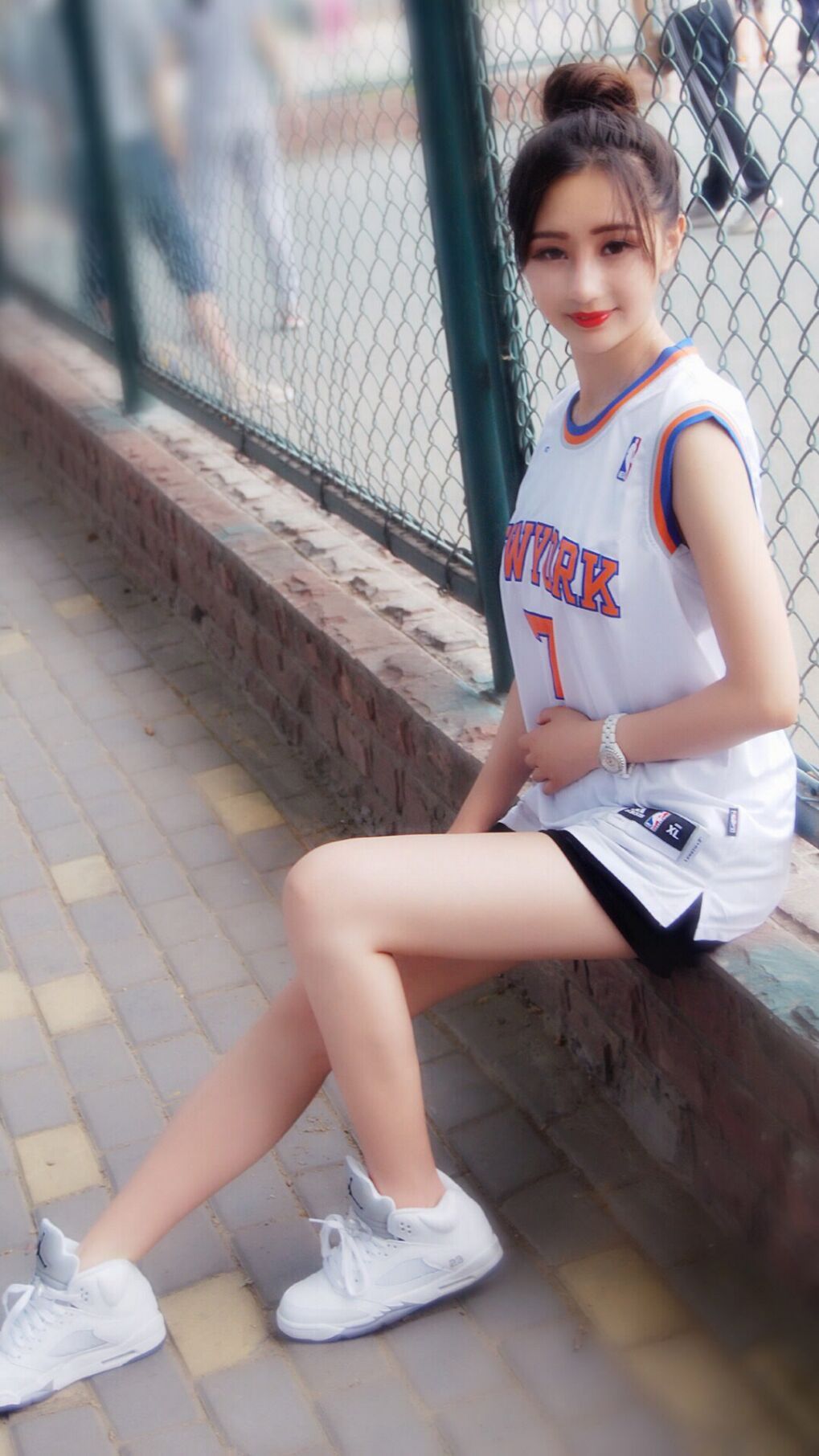 久保建英,一面镜子,照见丹麦关键战中围猎国际米兰的现代密码