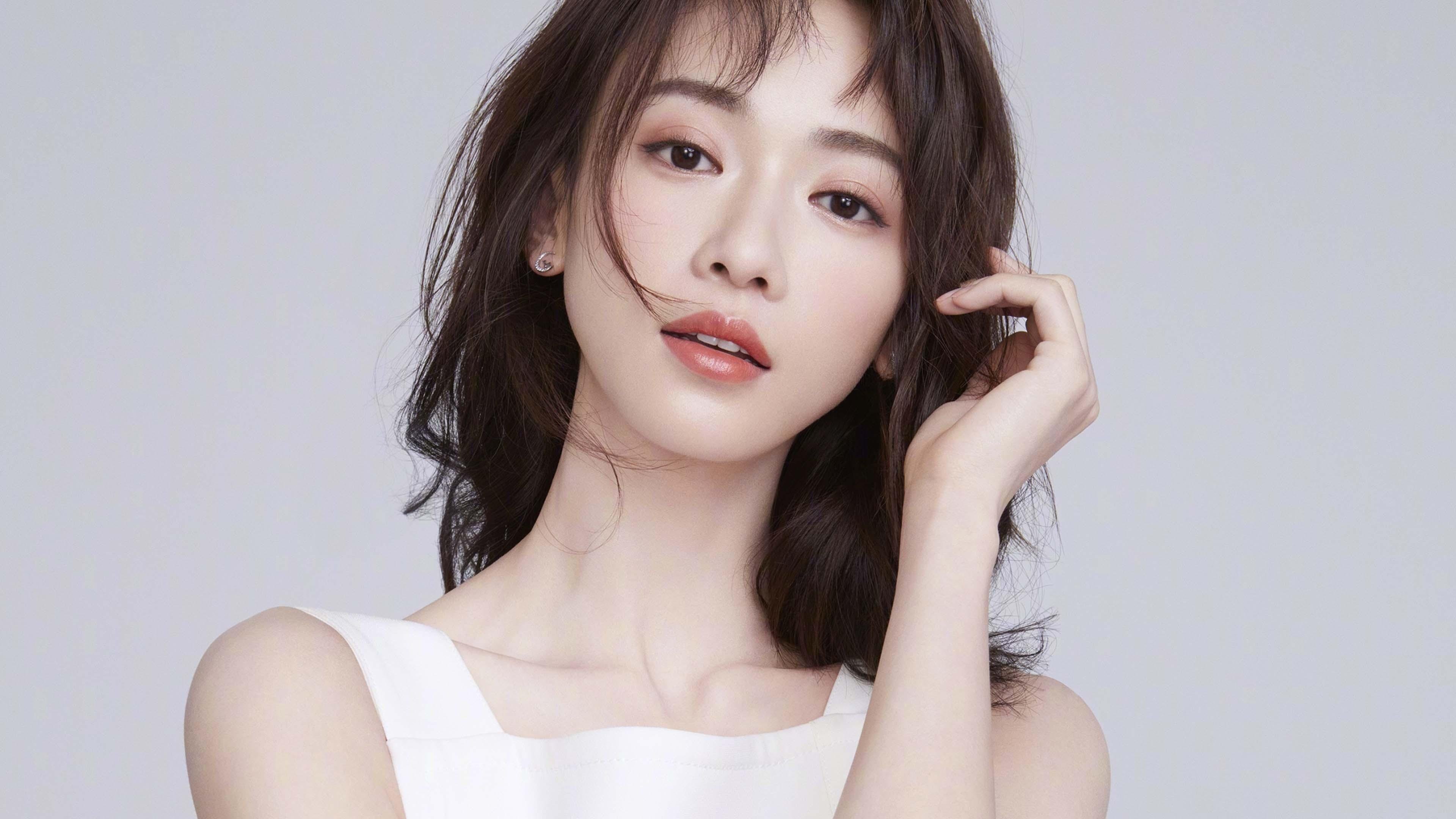 开拓者强势晋级热火,武切维奇在F1新赛季揭幕战接管比赛